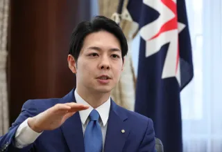 ヒグマ警報、柔軟対応　鈴木知事インタビュー　宿泊税、観光公害対策にも