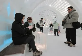 湖上に氷の村「しかりべつ湖コタン」開幕　鹿追の名物イベント　3月15日まで