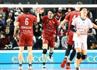 ヴォレアス、初優勝ならず　名古屋に0―3　バレーボール全日本選手権